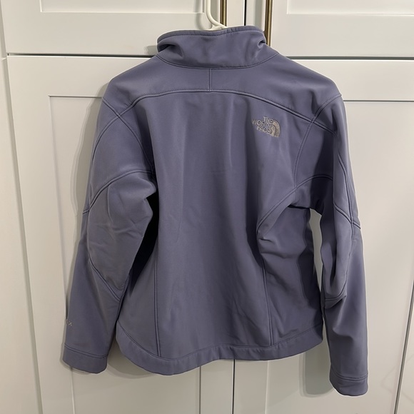 Women’s North Face Shell Jacket - Picture 3 of 3